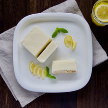 蒸し暑い時期に!はちみつレモンレアチーズアイスケーキ