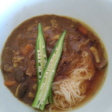 汗をふきながら【カレーにゅう麺】