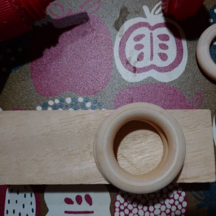 簡単です!!直方体を土台に、リングを積み重ねていくだけ!!