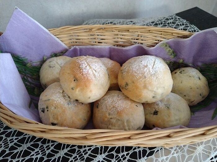 バジル入りプチパン