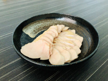 【週に一度のリセット飯】鶏むね肉を茹でたら一石二鳥!絶品スープも完成