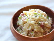 やみつき!梅入りポテサラ