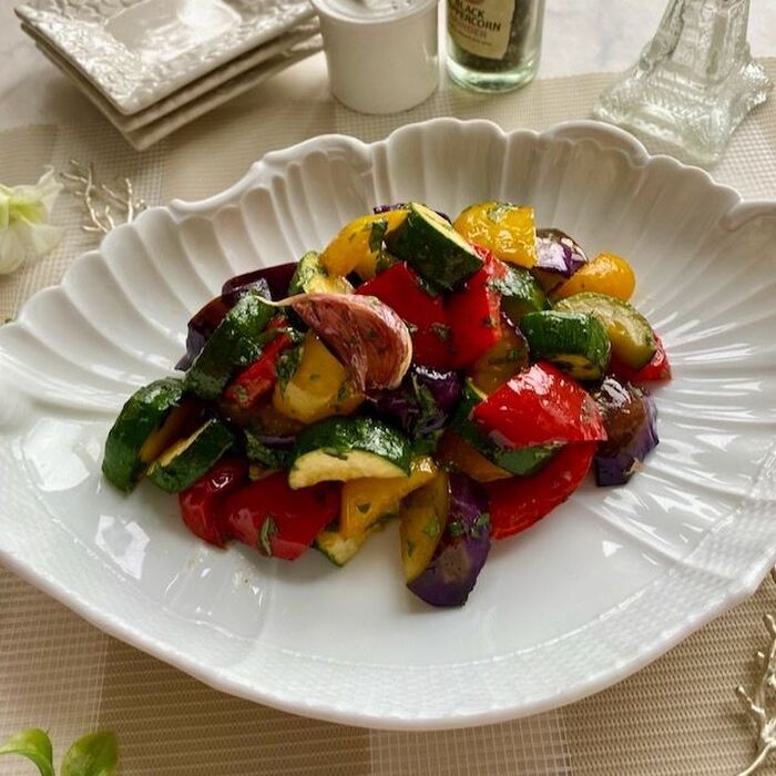 冷蔵庫に残っている夏野菜のしそポン酢揚げ浸し