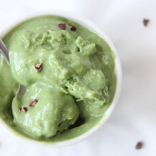 上品!!お豆腐抹茶アイス