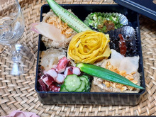 美しい!美味しい!カラダに良いさっぱりいなり寿司弁当~新生姜の甘酢漬け