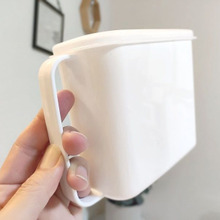 見た目スッキリで使いやすい♪100均アイテムでドリンクを収納すると超快適に!