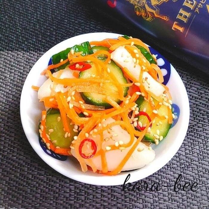 【おうち居酒屋ごはん】簡単箸休め♪三色野菜のほんだし浅漬け