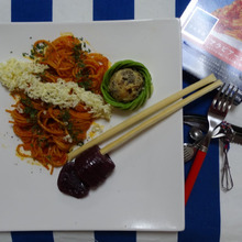 アラビアータという名のパスタを・・・・お家lunchに !!