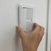 なんと取り外せます!スイッチのカバーを綺麗にしましょう♪