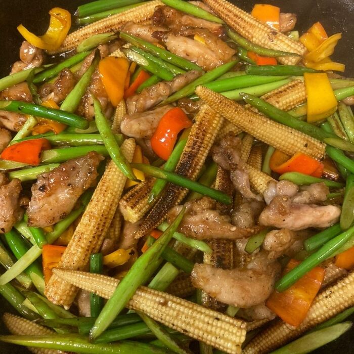 にんにく芽とベビーコーンの鶏甘辛炒め♪