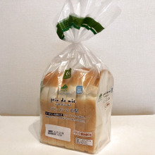 私のオススメ【TOPVALU グリーンアイ】《パン・ド・ミ山型》テレビ番組でもオススメされた〜!