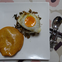 お家lunch タイ食堂アローイのガパオライス、パパド添え!!