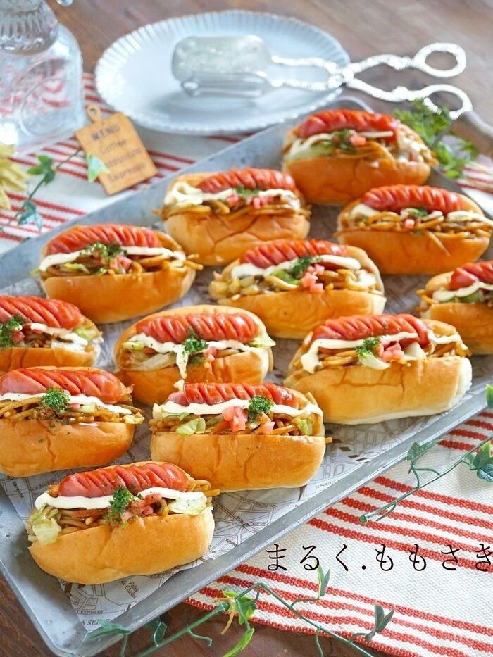 市販品を使って絶品ミニ焼きそばパン!!焼きそばパンを作る時のちょっとしたコツも♪