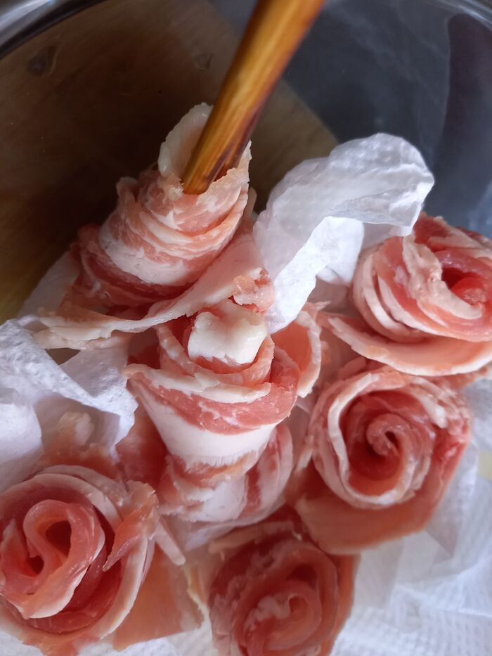 キッチンペーパーの上に並べるだけ