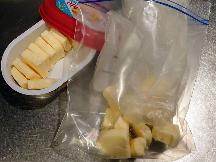 又はフリーザーバッグに移す