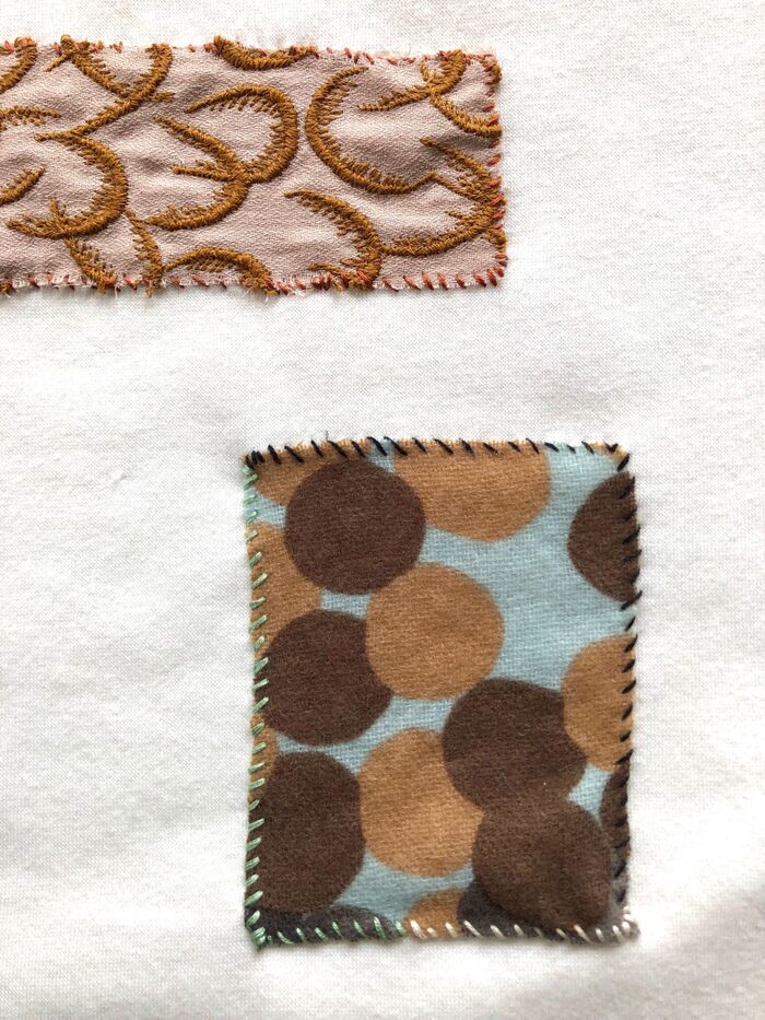 刺繍糸でチクチク