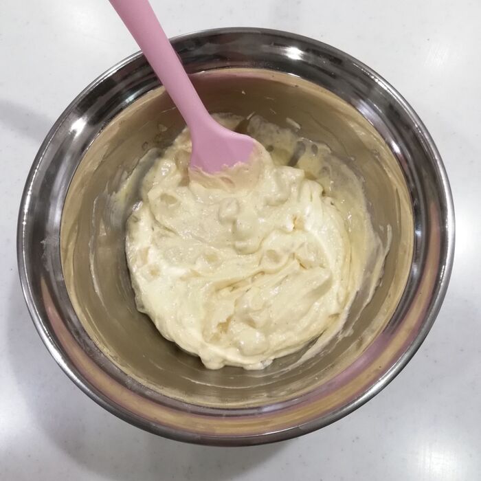 ⑪林檎の甘煮を加える