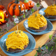 簡単♪市販のロールケーキを使ってかぼちゃのモンブラン