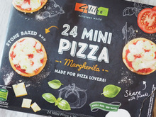 おやつにおつまみに大活躍!ミニなのに本格的な一口ピザ