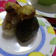 #OnigiriAction 栗ご飯 black & white それと・・・天そば