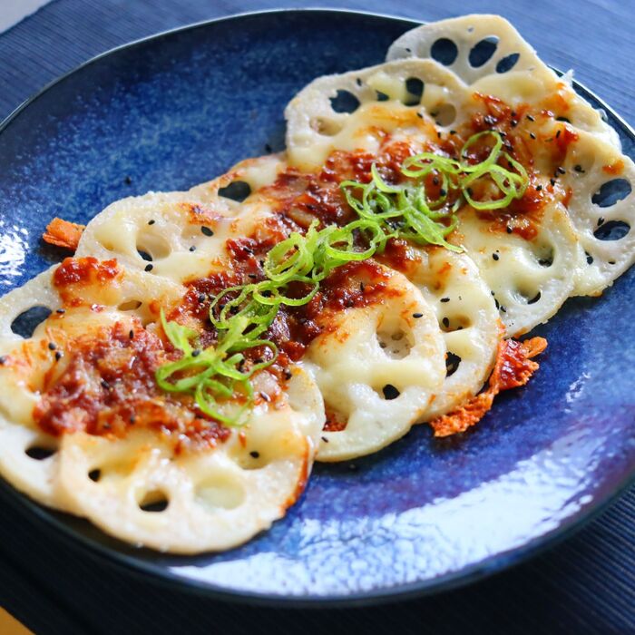 蓮根のこんな食べ方もあり♪カリカリ蓮根の味噌チーズ焼き