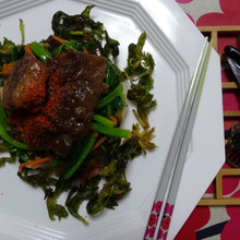 夜 サラダ セロリ、エピナー、牛筋、セロリフリット