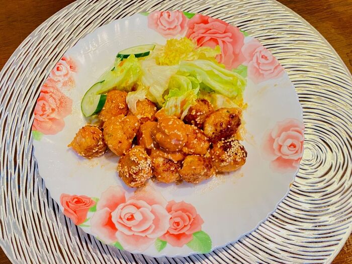 シャキシャキ感がたまりませんよ鶏団子!