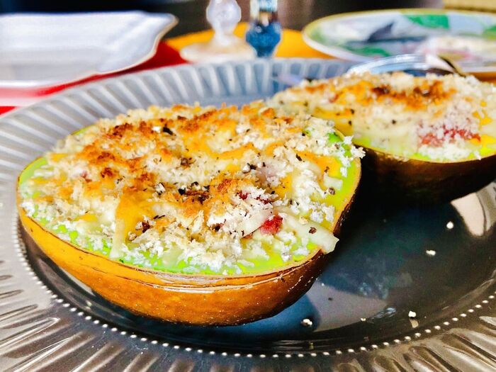 《材料2つ》ラクして絶品!おうちでバル気分を味わえる【アボビーフ】はホムパにオススメ♡