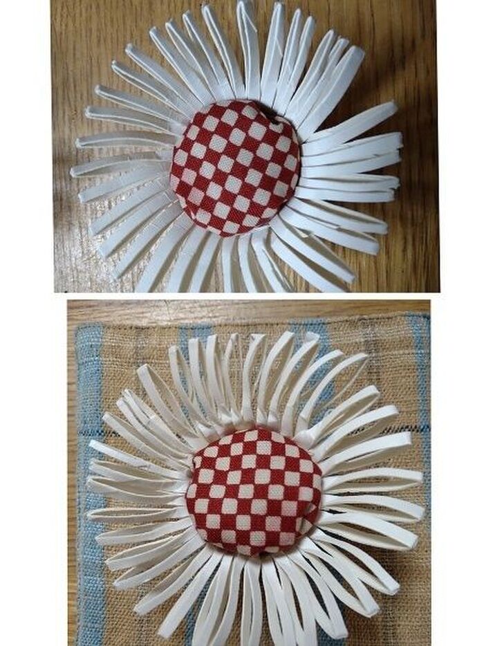 花びらを倒して斜めにひねって折る