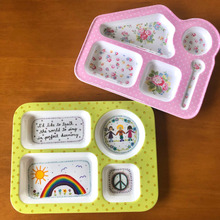 子供用お食事トレイ♪ここに使うと便利でした!