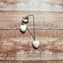 100均イヤカフを淡水パールでリメイク