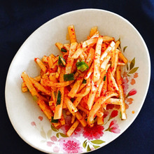 センチェ・무생채(大根キムチ)。