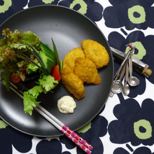 夜 サラダ 「み や び」 ほぼカキフライを添えて・・・・