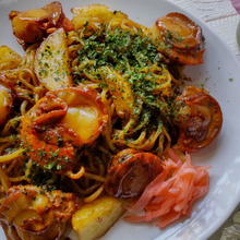 ベタッとしない焼きそばのコツ♡コレを使うといいらしい!ベビーホタテとじゃが芋の焼きそばレシピ