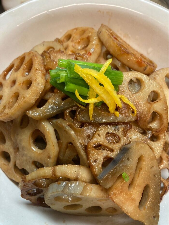 今日は彩りに分葱を少々と柚子の皮を乗せてみました