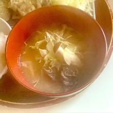 しめじと牛バラ肉のお味噌汁