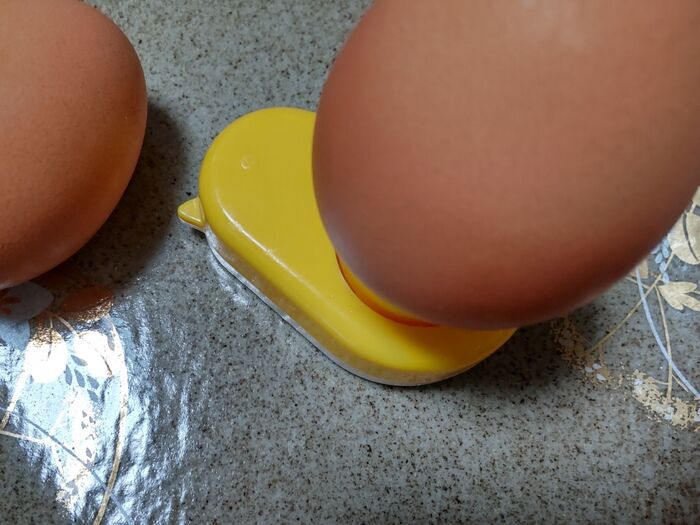 私は、穴を1つだけ開けていたんですが・・・