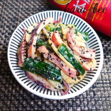 【おうち居酒屋ごはん】イカと蓮根の胡麻まみれオイマヨサラダ