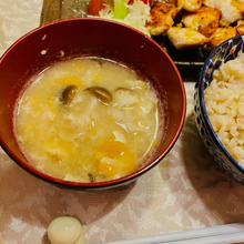 身体が温まりますよ。しめじのかき玉味噌汁