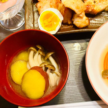 なんて美味しいの!しめじとさつまい芋のお味噌汁