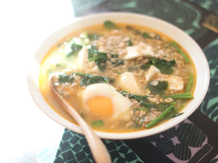 仕上げに温泉卵いれて出来上がり