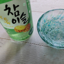 韓国の辛ラーメンと相性抜群?!チャミスルトクトク、パイナップル!大阪「LEE МART」で購入♪