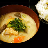 お母さんから教わった鮭の粕汁