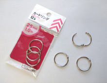 【100均カードリング】洗面所からキッチンまでの「困った」を解決してくれる万能グッズだった