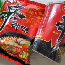 ビックリ!本場韓国の韓国麺ズラリ・・!♡韓国de話題の商品が即入荷「LEE МART」潜入レポ