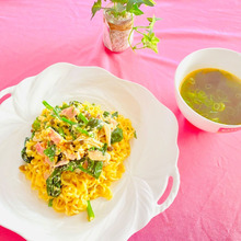 辛味がベスト!辛ラーメンでカルボナーラ♪
