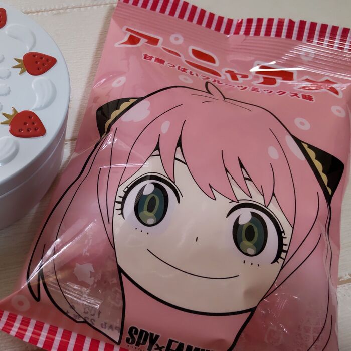 笑える大人気アニメ!「SPY×FAMILY」♡アーニャをイメージした飴ちゃんって?