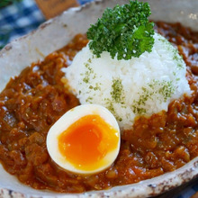 スパイス香る♪たっぷりトマトと玉ねぎの無水カレー