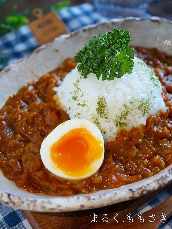スパイス香る♪たっぷりトマトと玉ねぎの無水カレー