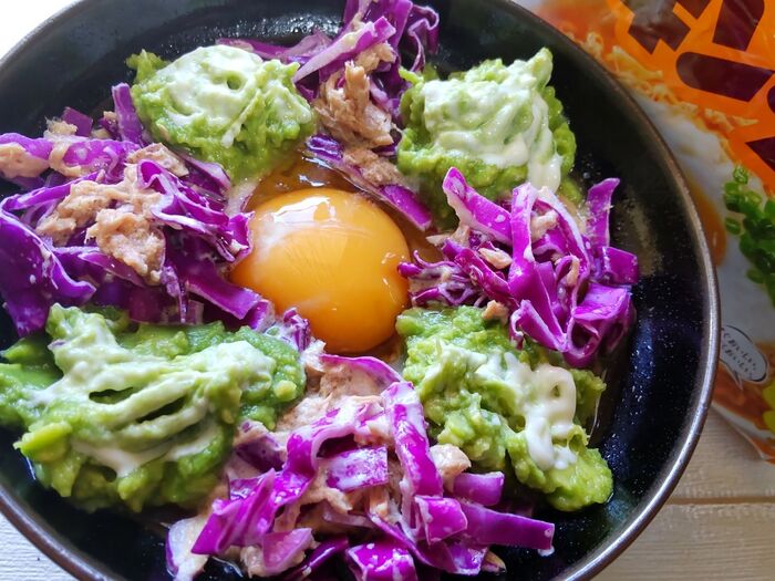 試した感想:いろいろなラーメンにアボカドをちょい足しして食べてみたい
